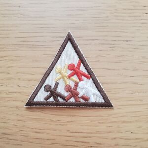 Vintage Y2K Girl Scout Brownie Try-It "Playing Around The World" Patch